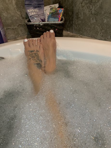 Foto di nudo di fuga di OnlyFans di Tiny Dancer