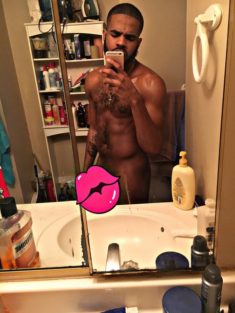 Foto di nudo di fuga di OnlyFans di Spook 