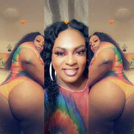 Foto di nudo di fuga di OnlyFans di Baybay