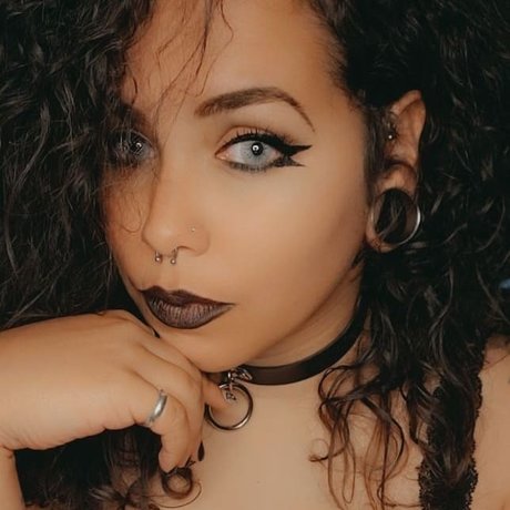 Foto di nudo di fuga di OnlyFans di Ms Nocturnal