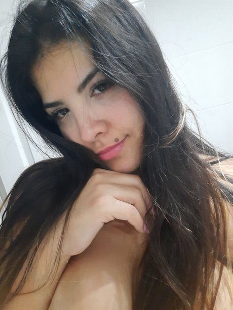 Foto di nudo di fuga di OnlyFans di Your Latina Papi 