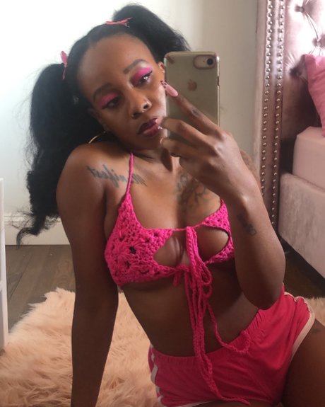 Foto di nudo di fuga di OnlyFans di Mocha Melee