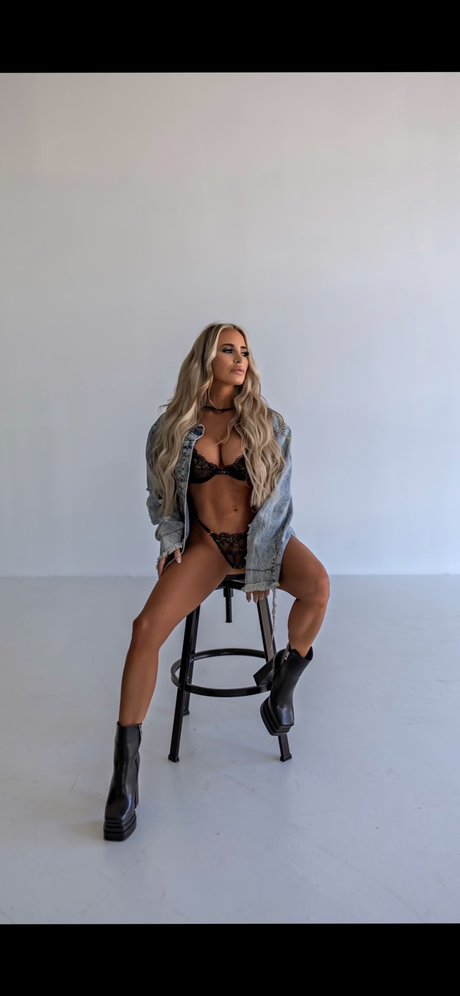 Foto di nudo di fuga di OnlyFans di Heather Kay