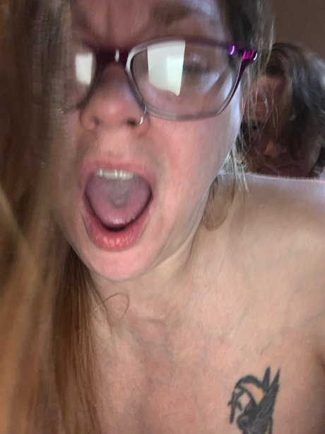 Foto di nudo di fuga di OnlyFans di Lyvvy Luv