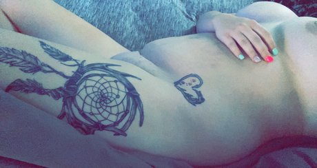 Foto di nudo di fuga di OnlyFans di Ashley