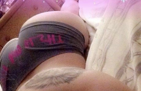 Foto di nudo di fuga di OnlyFans di Klzbeast