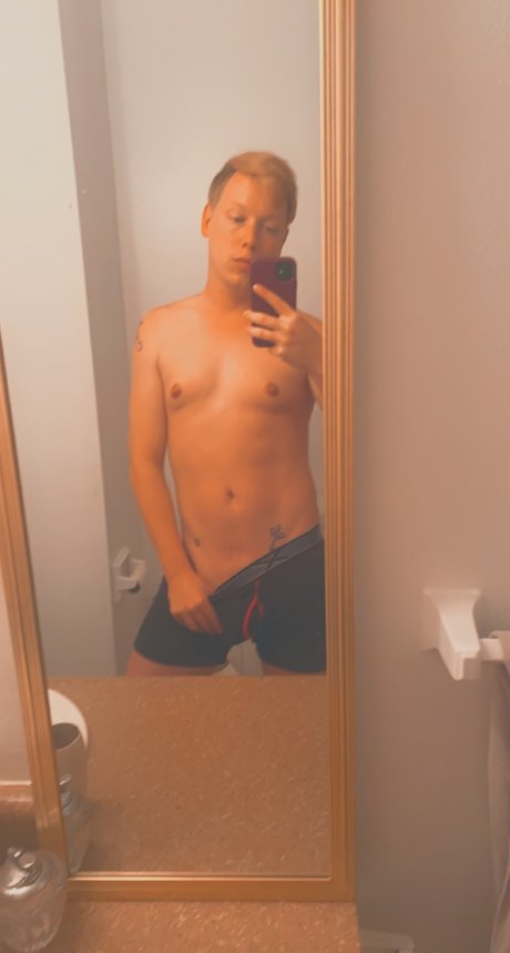 Foto di nudo di fuga di OnlyFans di Coachsuqer