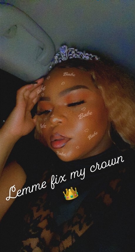 Foto di nudo di fuga di OnlyFans di Goddessluxx