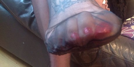Foto di nudo di fuga di OnlyFans di Lady Nylons