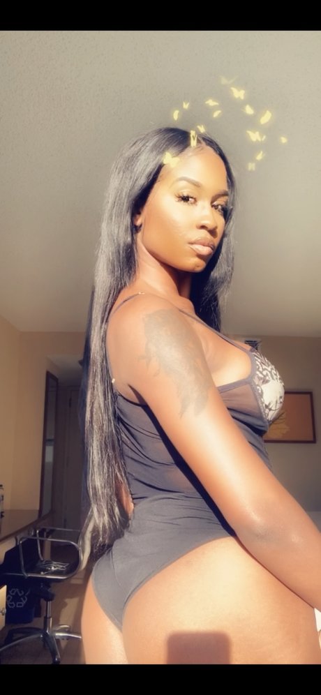 Foto di nudo di fuga di OnlyFans di Chrissy Love
