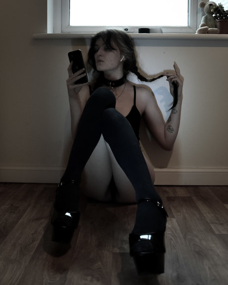 Foto di nudo di fuga di OnlyFans di Sen