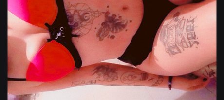 Foto di nudo di fuga di OnlyFans di Dan Ram