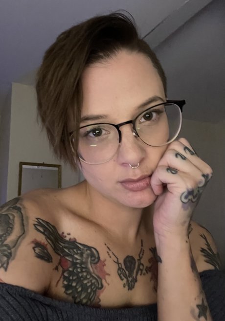 Foto di nudo di fuga di OnlyFans di Marley Bunny