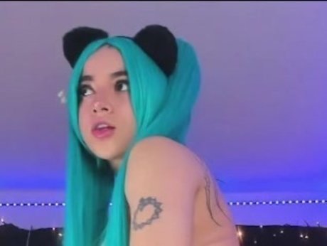 Foto di nudo di fuga di OnlyFans di Valentina Milan