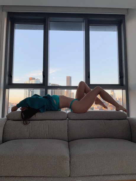 Foto di nudo di fuga di OnlyFans di Charlotte T