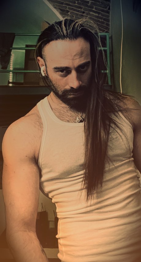 Foto di nudo di fuga di OnlyFans di Alexander Paradiso
