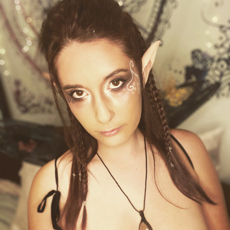 Foto di nudo di fuga di OnlyFans di  Violet 