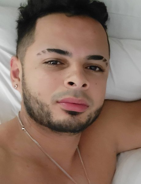 Foto di nudo di fuga di OnlyFans di Jose Torres