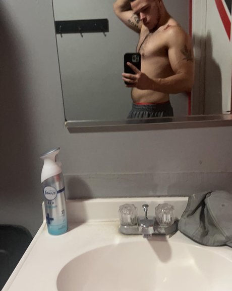 Foto di nudo di fuga di OnlyFans di Jorge