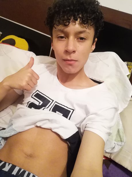Foto di nudo di fuga di OnlyFans di Stiven
