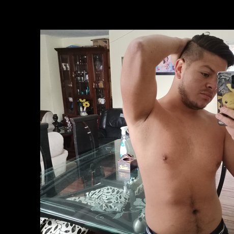 Foto di nudo di fuga di OnlyFans di Alejandro Ramrez