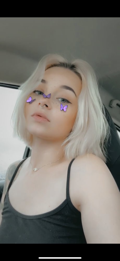 Foto di nudo di fuga di OnlyFans di Kitkat