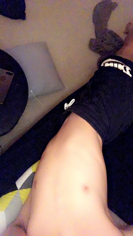 Foto di nudo di fuga di OnlyFans di Brad Collins