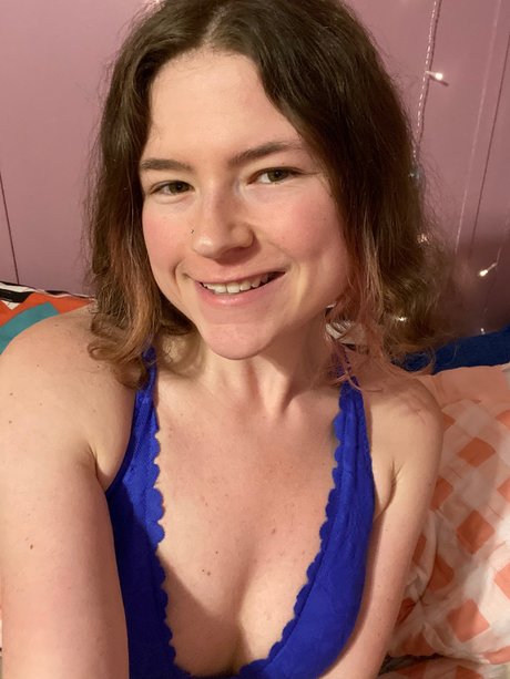 Foto di nudo di fuga di OnlyFans di Madonnamashed