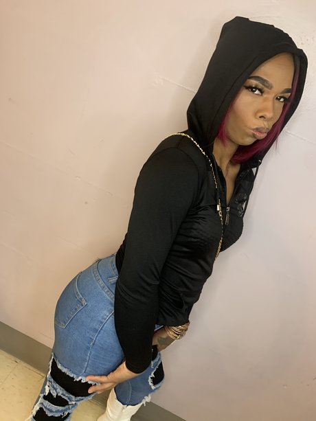 Foto di nudo di fuga di OnlyFans di Queensavage