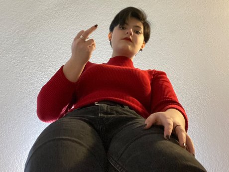 Foto di nudo di fuga di OnlyFans di Hark