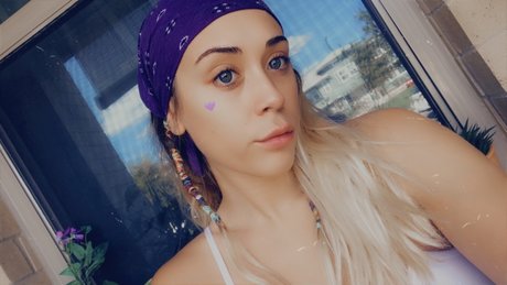 Foto di nudo di fuga di OnlyFans di Lydia