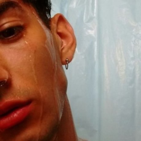 Foto di nudo di fuga di OnlyFans di Koob