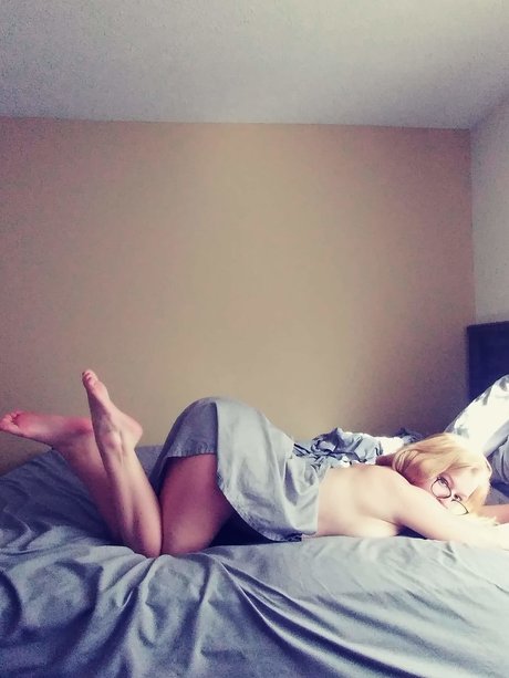 Foto di nudo di fuga di OnlyFans di Kitty