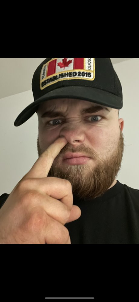 Foto di nudo di fuga di OnlyFans di Brad