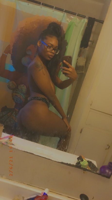 Foto di nudo di fuga di OnlyFans di U35662603