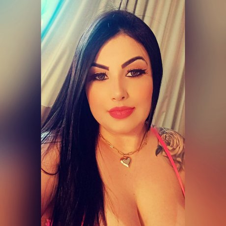 Foto di nudo di fuga di OnlyFans di Svery