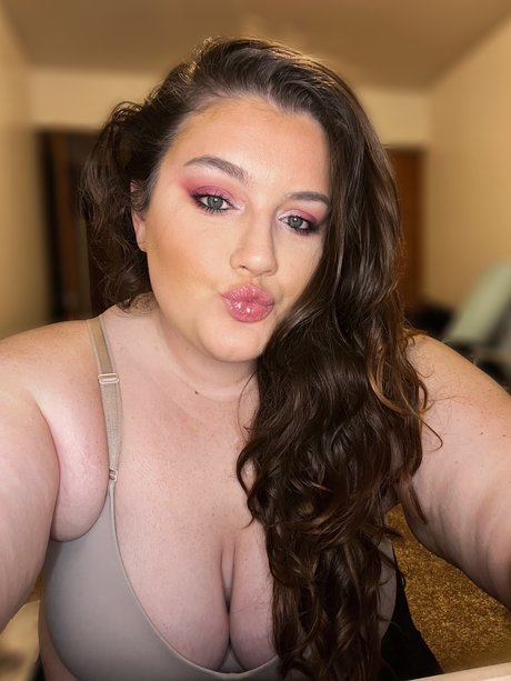 Foto di nudo di fuga di OnlyFans di Kay 