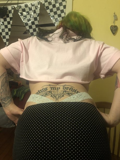 Foto di nudo di fuga di OnlyFans di Molly 