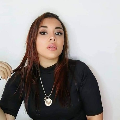 Foto di nudo di fuga di OnlyFans di Luisa