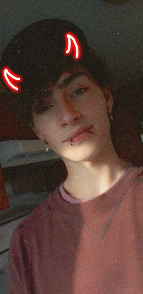 Foto di nudo di fuga di OnlyFans di Mrwhateveryouwant