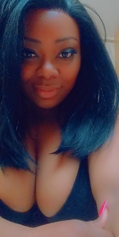 Foto di nudo di fuga di OnlyFans di Jazziifaye