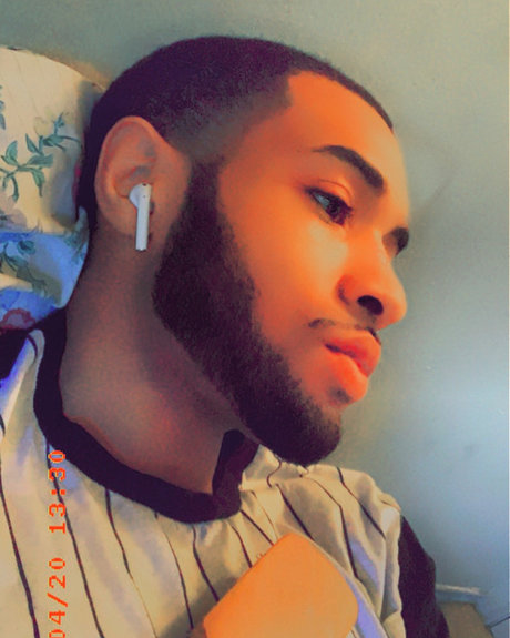 Foto di nudo di fuga di OnlyFans di Rashad
