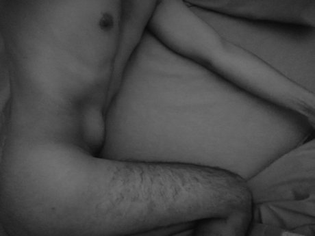 Foto di nudo di fuga di OnlyFans di Verde Olivo