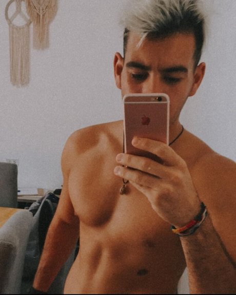 Foto di nudo di fuga di OnlyFans di El Nio