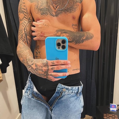 Foto di nudo di fuga di OnlyFans di William Reis