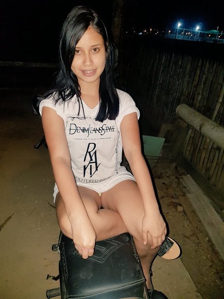 Foto di nudo di fuga di OnlyFans di Sharet Chiqui