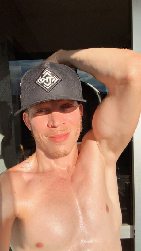 Foto di nudo di fuga di OnlyFans di Manffreddi
