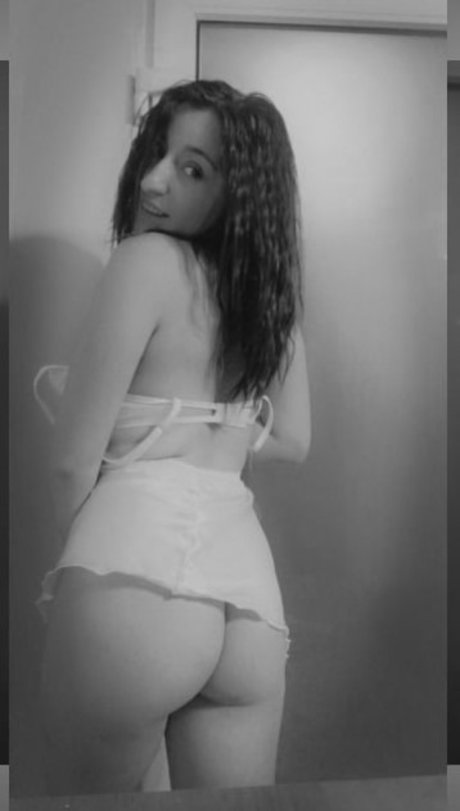 Foto di nudo di fuga di OnlyFans di Veronica Diana