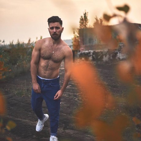 Foto di nudo di fuga di OnlyFans di Vasyl