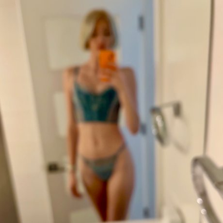 Foto di nudo di fuga di OnlyFans di 